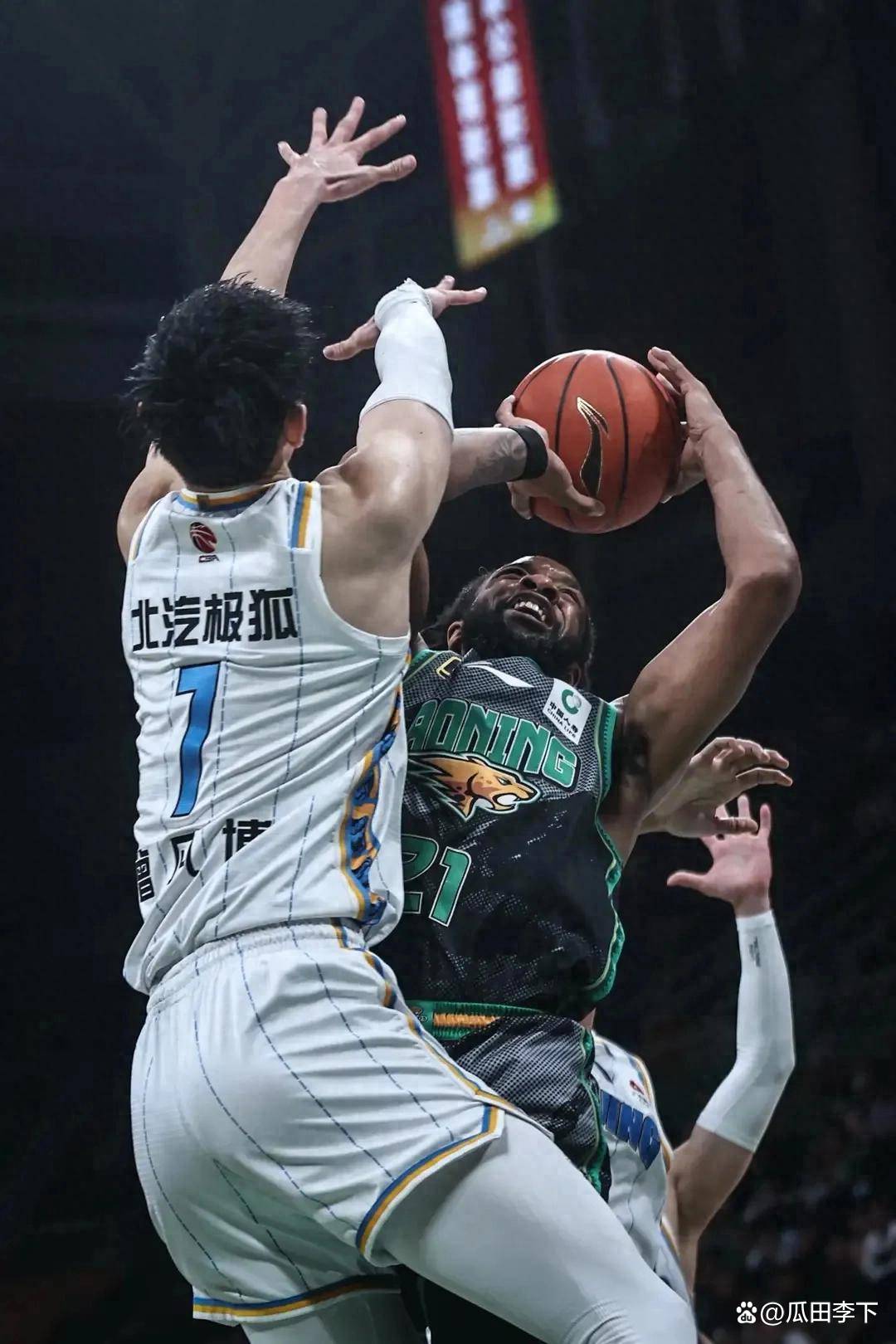 英雄联盟竞猜 -冲刺阶段CBA季后赛传出新动向,阿贾克斯临场应变,管理层表态——气氛紧张,球探报告显示潜力